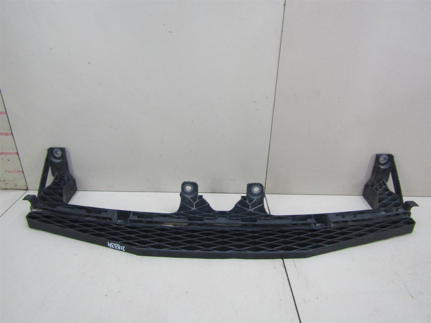 Усилитель переднего бампера VW Passat CC 2008-нв 3C8807571