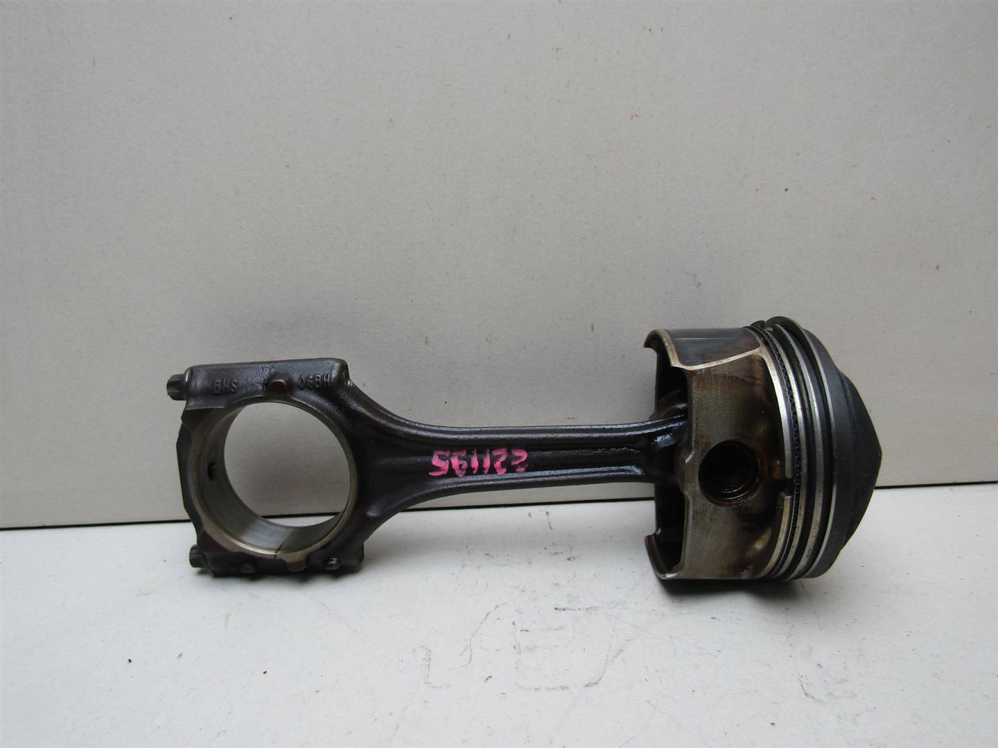 Шатун VW Passat (B6) 2005-2010 06D198401