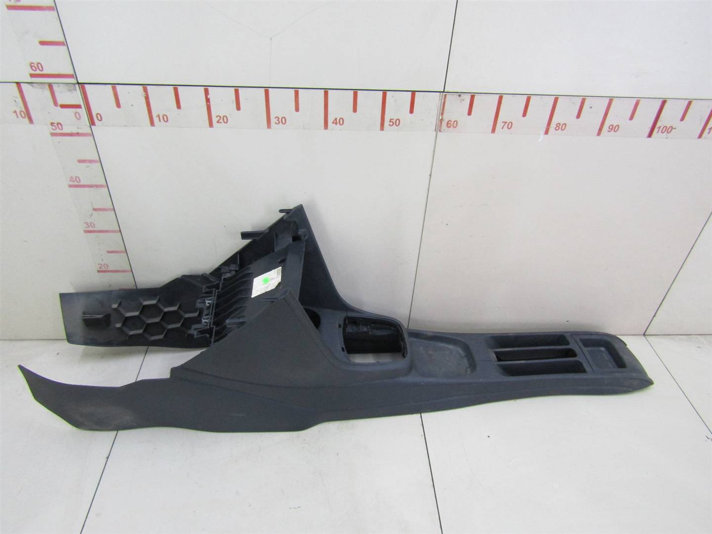 Консоль VW Polo (Sed RUS) 2011-2020 6RU863243B82V