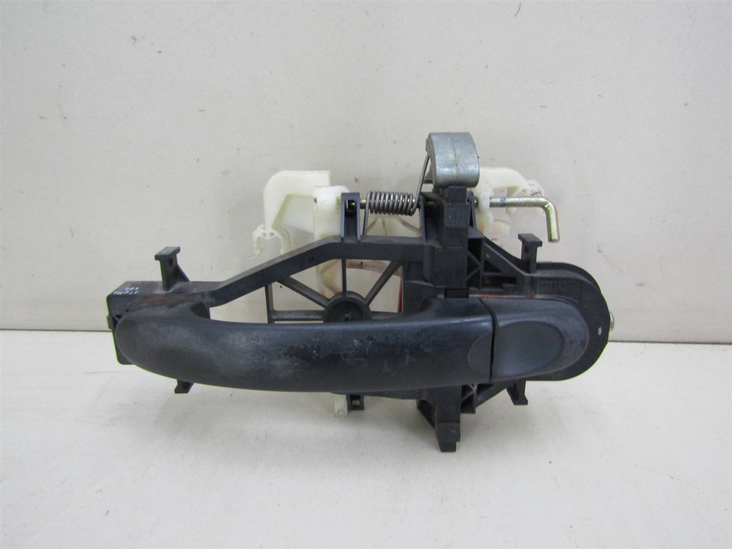 Ручка двери наружная VW Transporter T5 2003-2015 7H0843351E