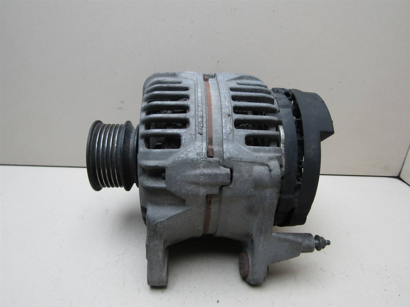 Генератор VW Golf IV \Bora 1997-2005 06A903026