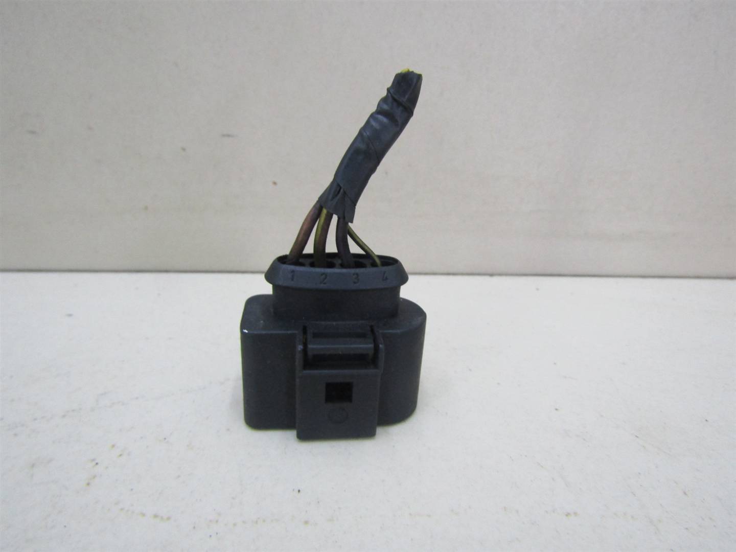 Разъем VW Transporter T5 2003-2015 1J0973724