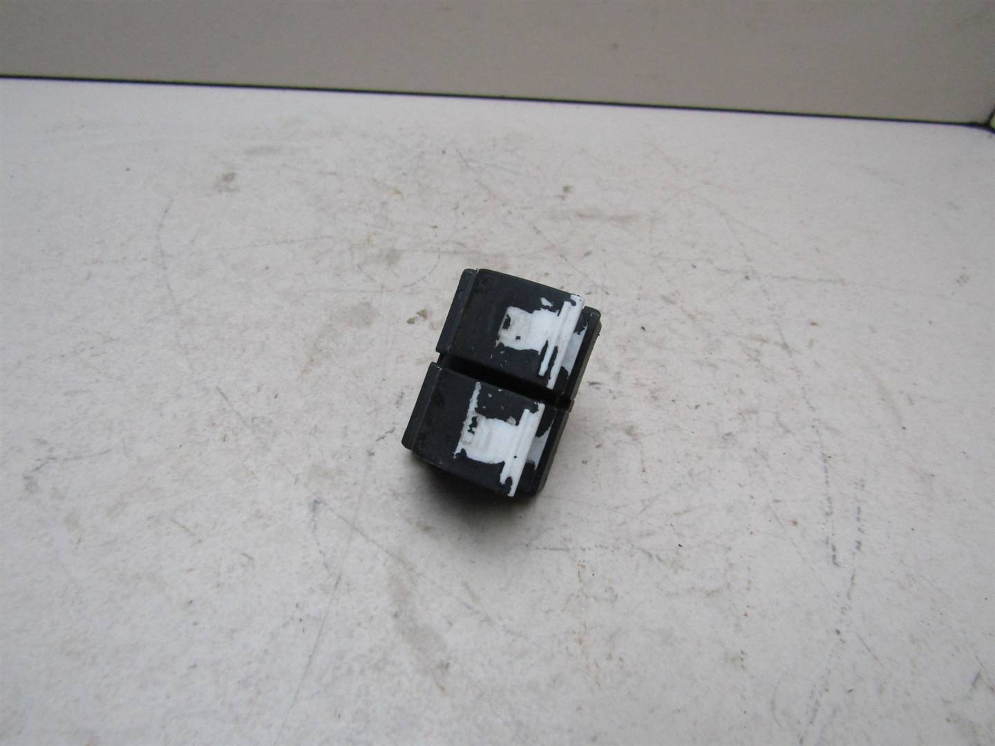 Блок управления стеклоподъемниками VW Golf VI 2009-2012 1K3959857