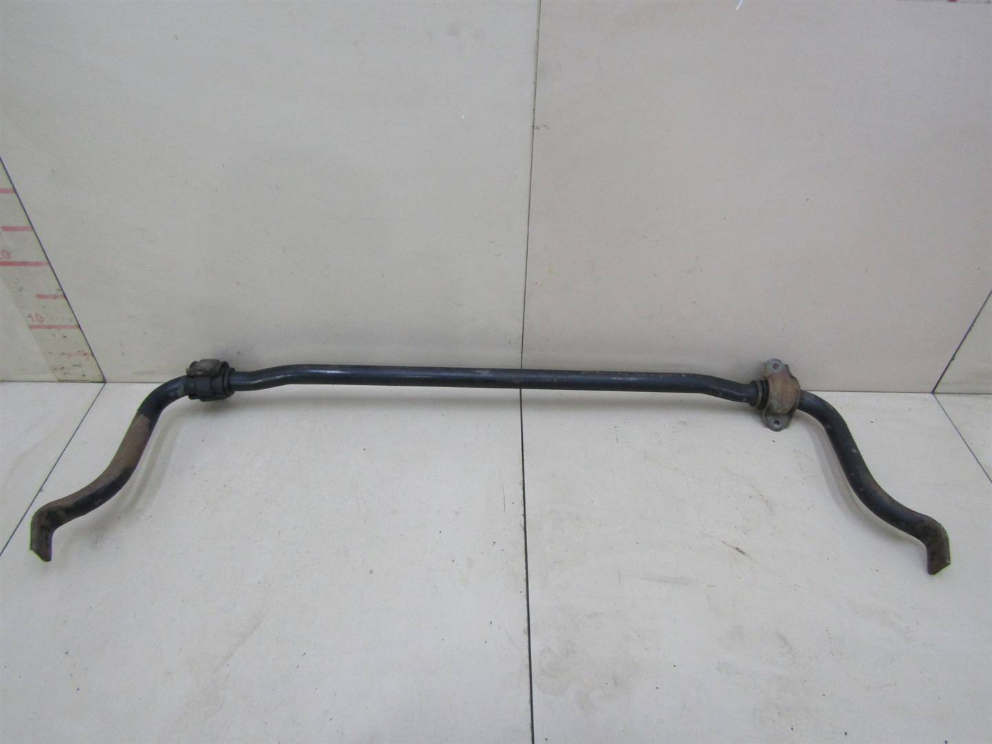 Стабилизатор передний VW Passat (B5+) 2000-2005 8D0411309K
