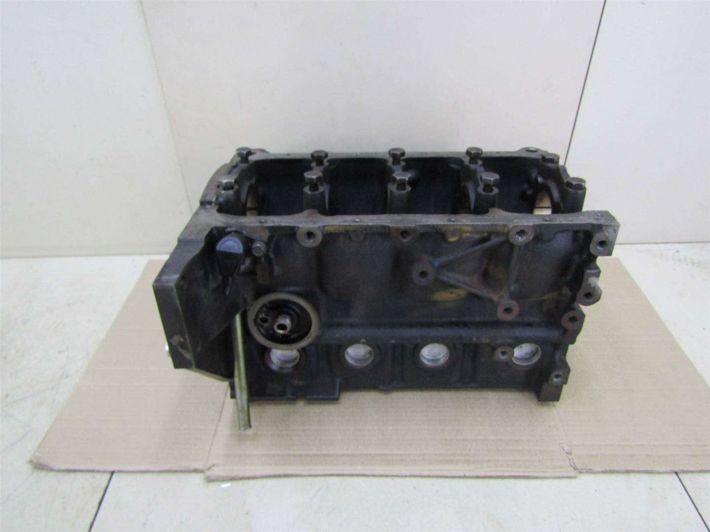 Блок двигателя Chevrolet Lacetti 2004-2013 96814876