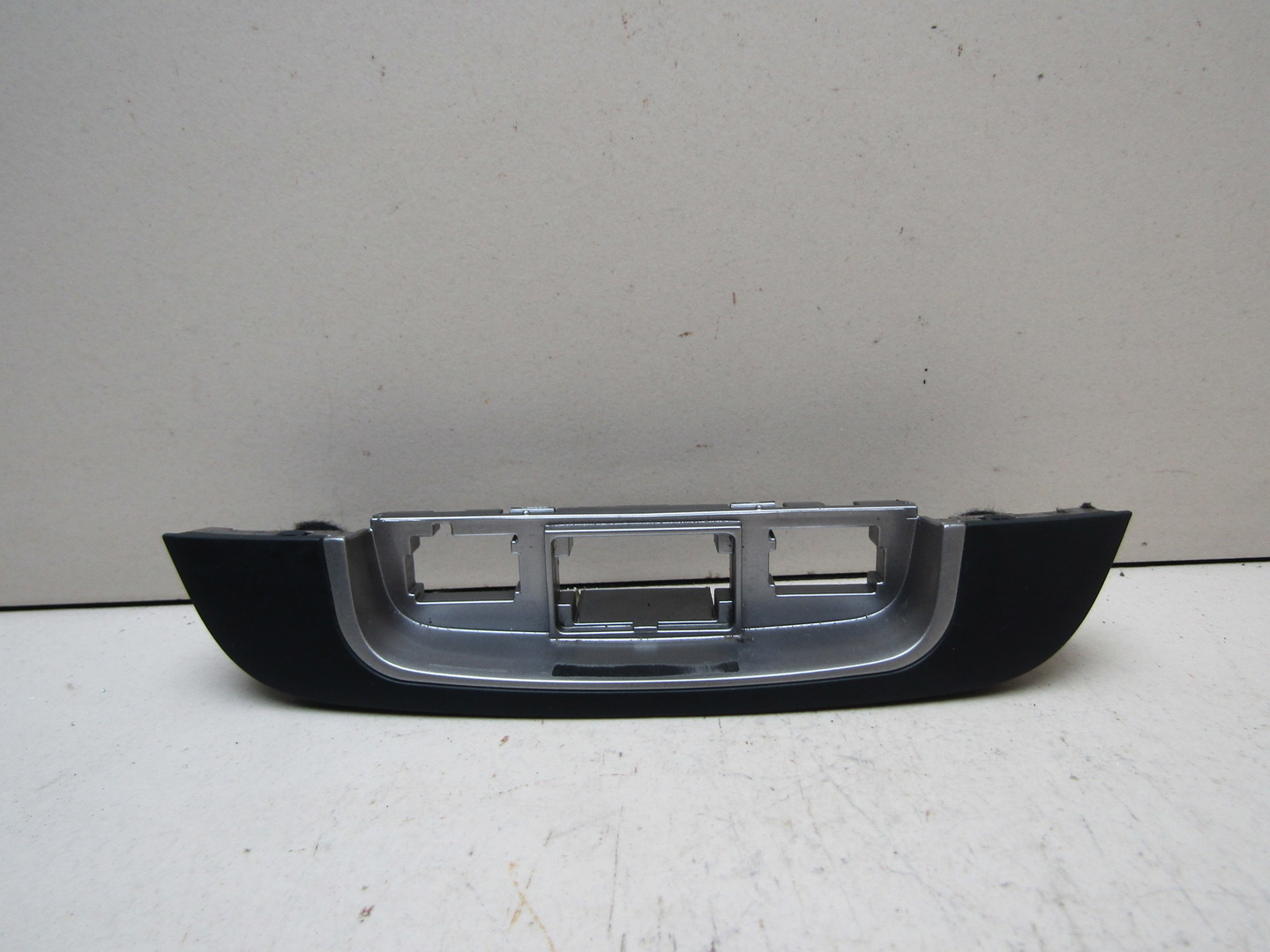 Накладка декоративная Hyundai ix35 \Tucson 2010-2015 847402S350TAN